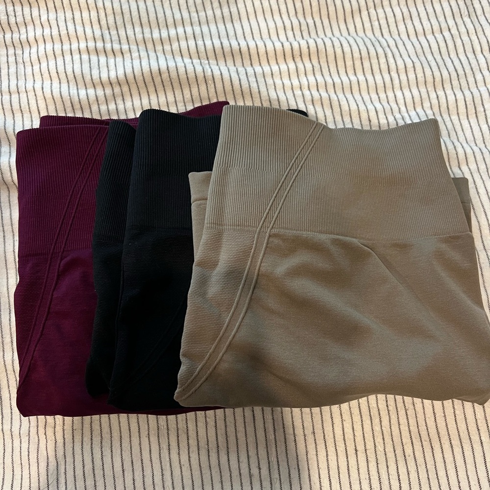 3 pairs of ONER ACTIVE shorts (empower) all size L never worn!